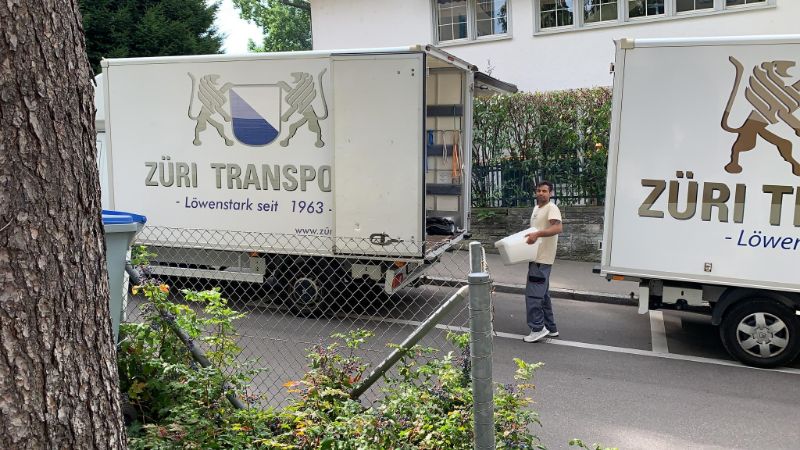 Qualitätiver Schweizer Umzug Umzugtransporter Laufen-Uhwiesen